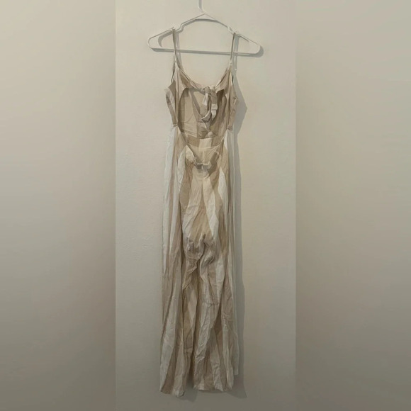 L’Atiste Tan  Striped Sleeveless Jumpsuit Open Back Cotton Linen Wide Leg NWT M - Picture 2 of 11